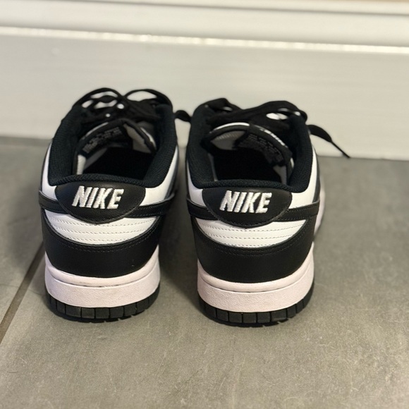 Nike Dunks - Picture 3 of 4